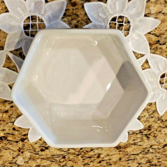 Polychroom Hand Painted Holland Hexagon Floral Glazed Dish Bowl Contaner - Picture 4 of 7